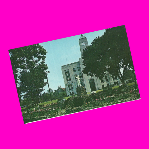 USA - Ohio - Sandusky - Boy and Boot Fountain Postcard