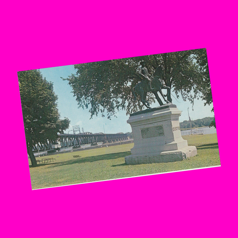 USA - Iowa - Keokuk - General Curtis Monument Postcard
