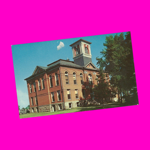 USA - Minnesota - Park Rapids - Hubbard County Courthouse Postcard