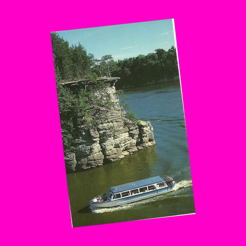 USA - Wisconsin - Wisconsin Dells - Sunset Cliff Postcard