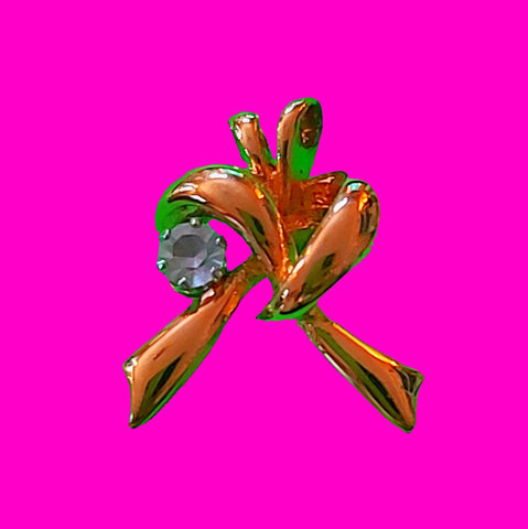 Bow Pendant