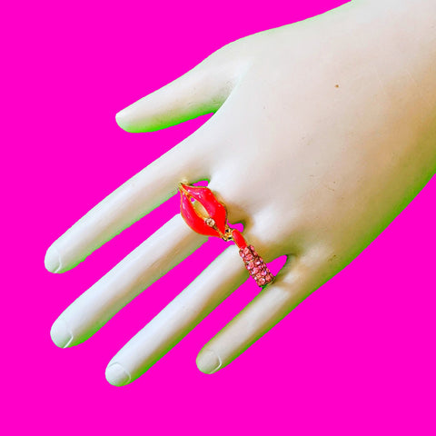 Pucker Up! Two-Finger Ring - More Colours!