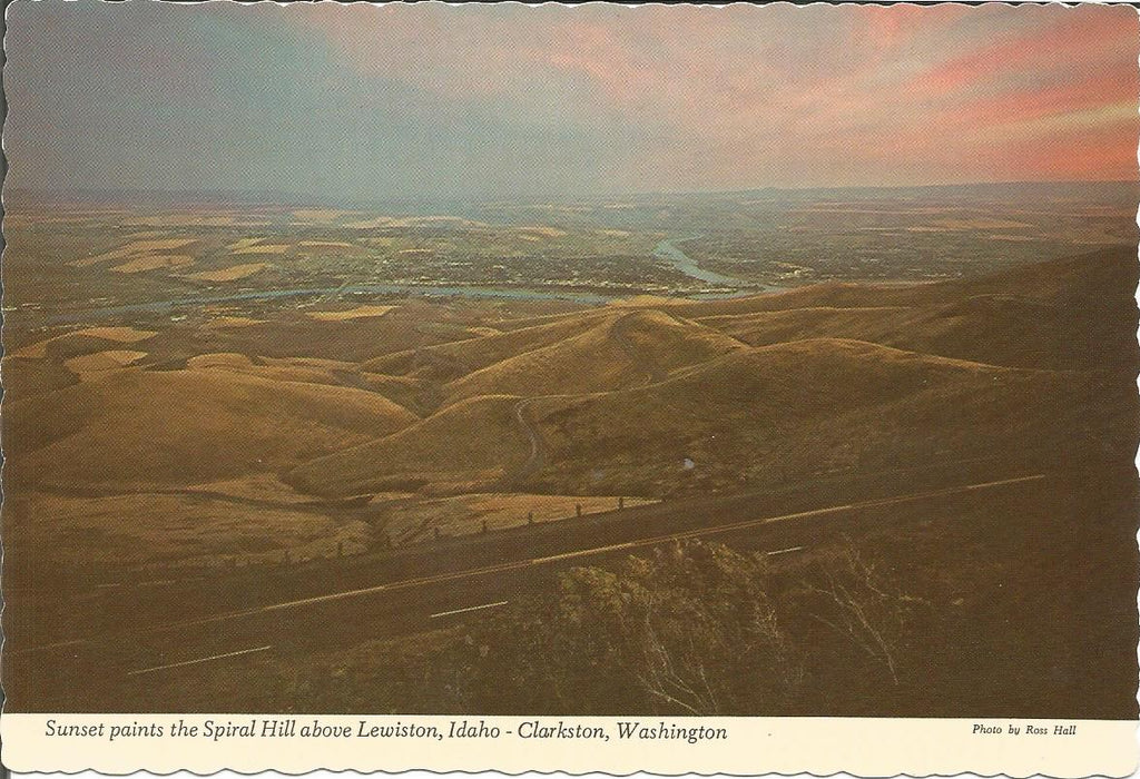 USA - Idaho - Lewiston - Spiral Hill Sunset Postcard