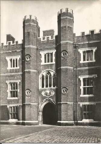 United Kingdom - England - London - Hampton Court Palace Postcard Set