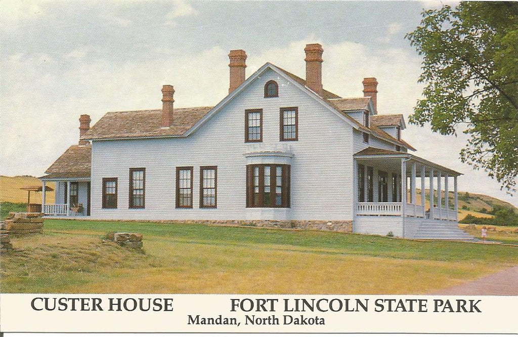 USA - North Dakota - Mandan - Custer House Postcard
